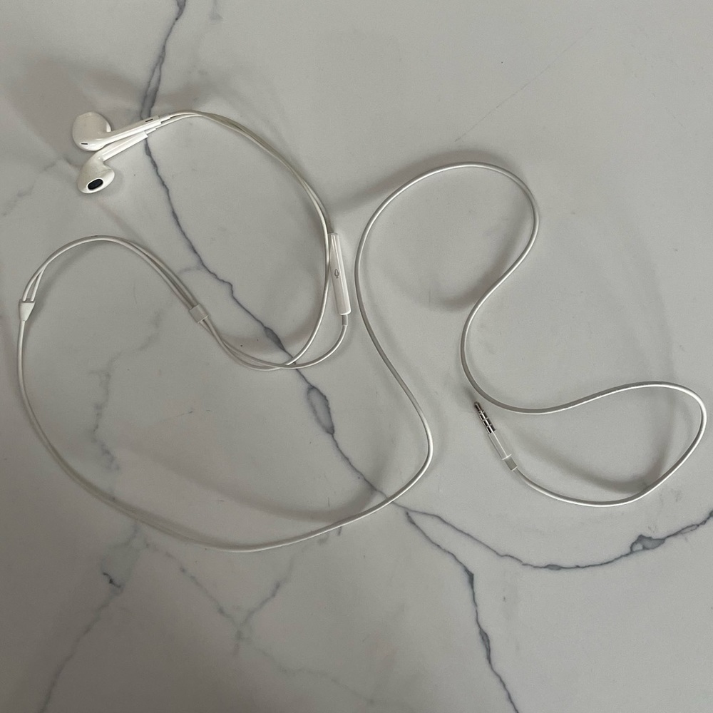 OG Apple EarPods